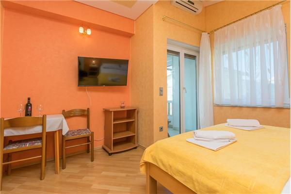 Apartment A7, for 2 persons