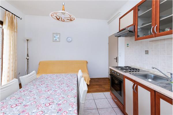 Apartment A5, for 2 persons