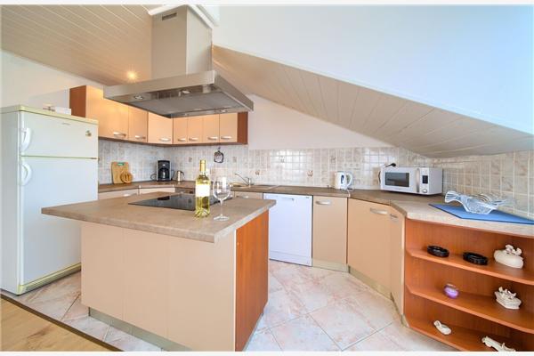 Apartment A1, for 6 persons