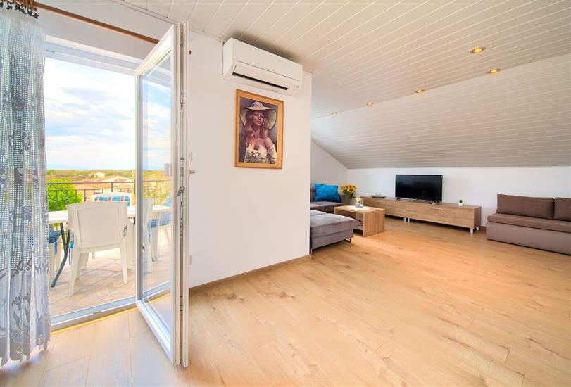 Apartment A1, for 6 persons