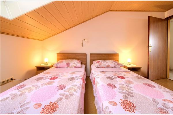 Apartment A1, for 6 persons