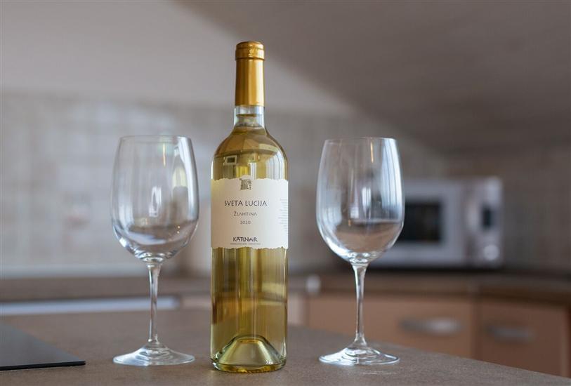 Apartment A1, for 6 persons