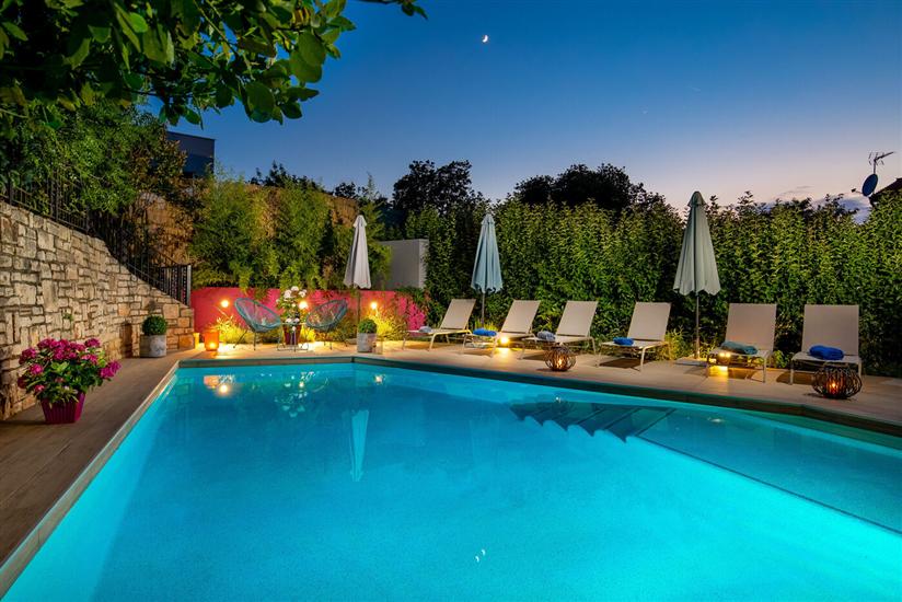 Villa Lidija s bazenom