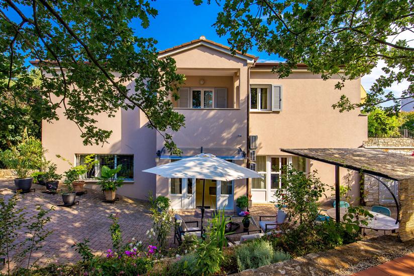 Villa Lidija s bazenom