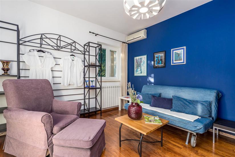 House K1, for 8 persons