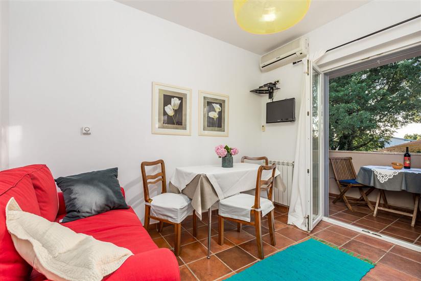 House K1, for 8 persons