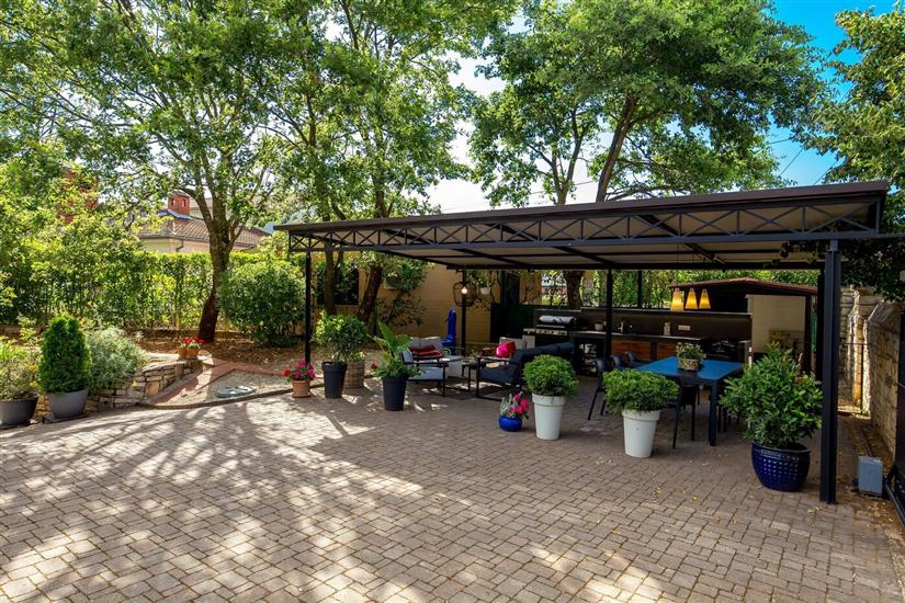 Villa Lidija s bazenom