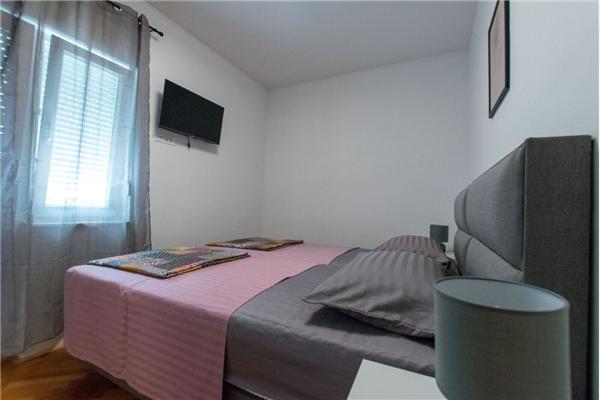 Apartment A1, for 5 persons