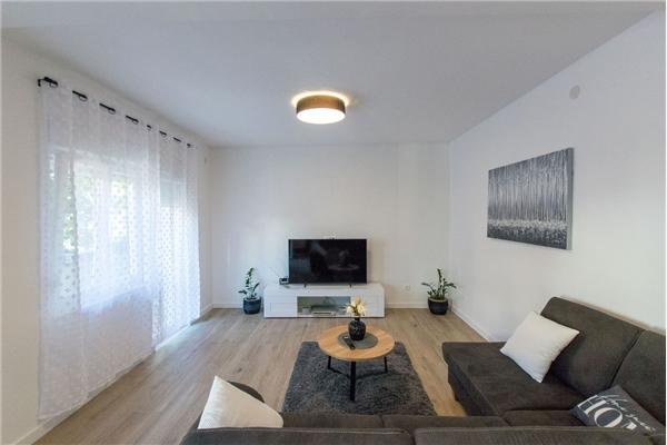 Apartment A1, for 5 persons