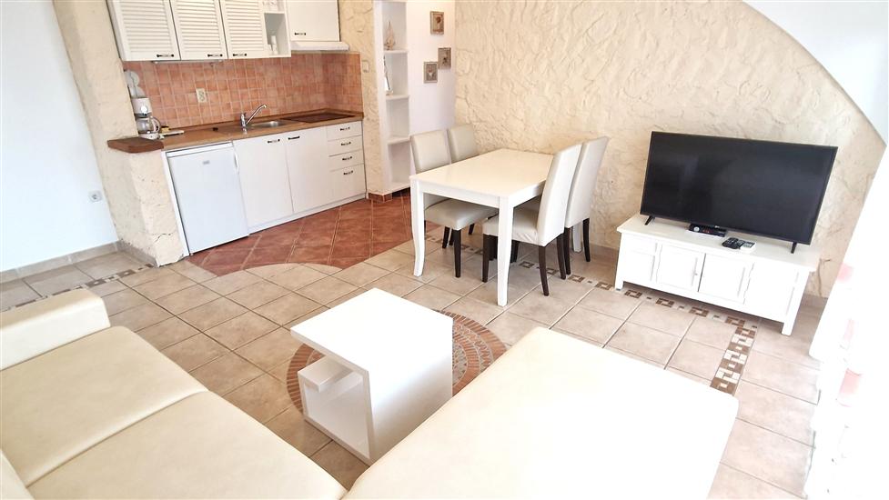 Apartment A2, for 3 persons