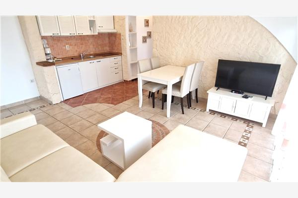 Apartment A2, for 3 persons