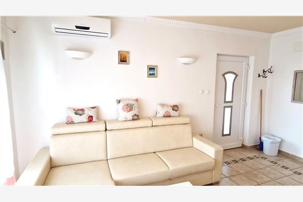 Apartment A2, for 3 persons