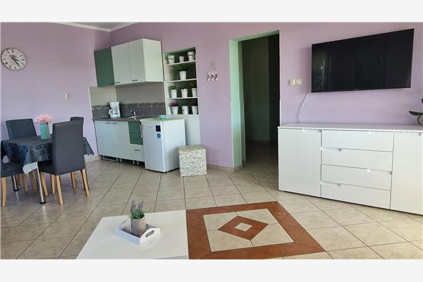 Apartment A2, for 3 persons