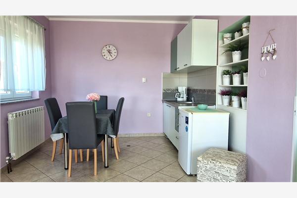 Apartment A2, for 3 persons