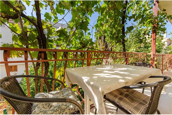 Apartment A2, for 3 persons