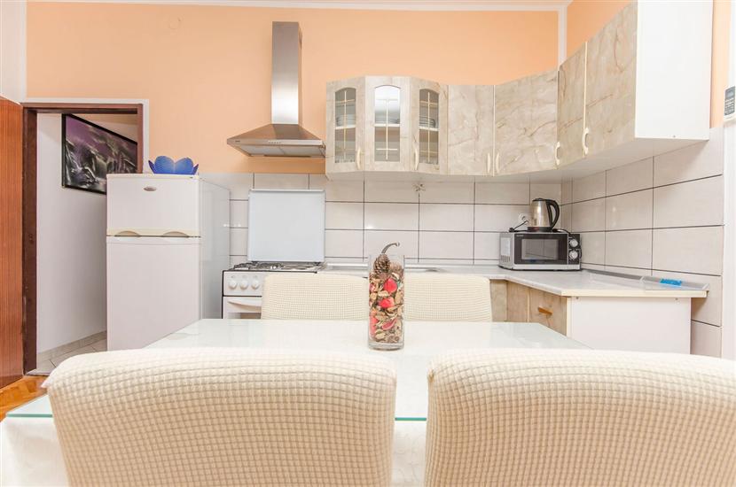 Apartment A2, for 3 persons