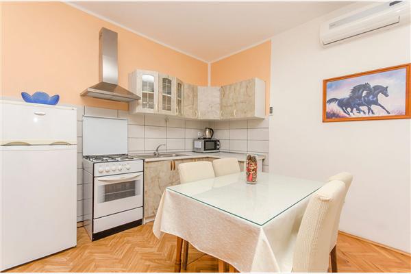 Apartment A2, for 3 persons