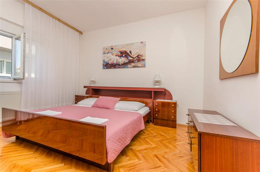 Apartment A2, for 3 persons