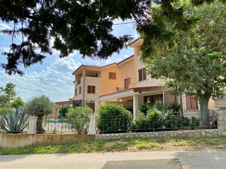 Apartments Vila Branka & Rebeka