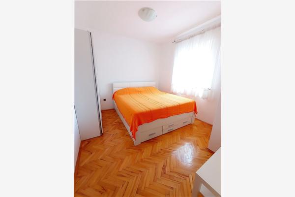 Apartment A2, for 3 persons