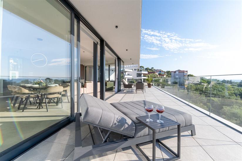 House K1, for 8 persons