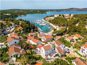 Villa Ameli Milna - isola di Brac, Dimensioni 150,00 m2, Alloggi con piscina, Distanza aerea dal centro città 600 m