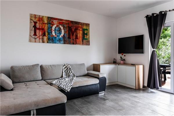 Apartment A1, for 5 persons