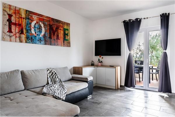 Apartment A1, for 5 persons