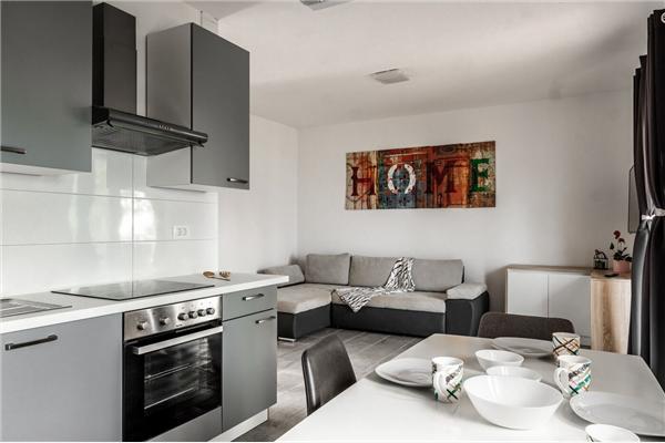 Apartment A1, for 5 persons