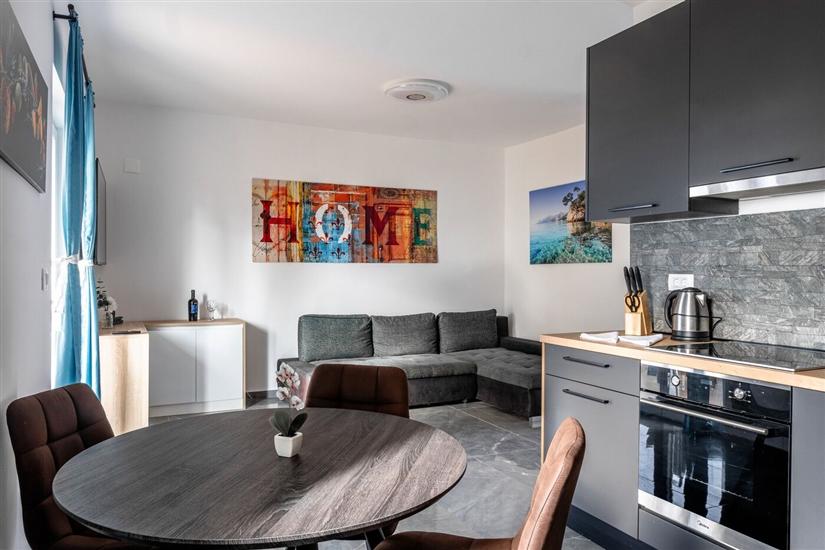 Apartment A4, for 5 persons