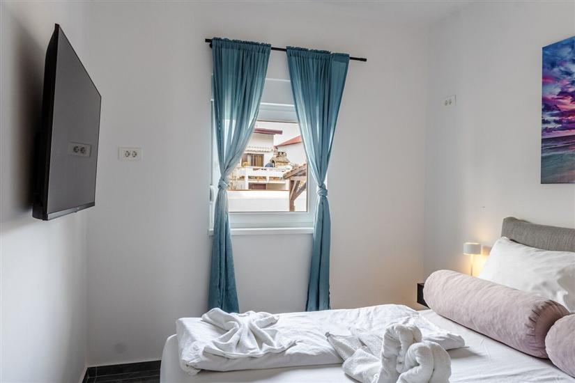 Apartment A4, for 5 persons