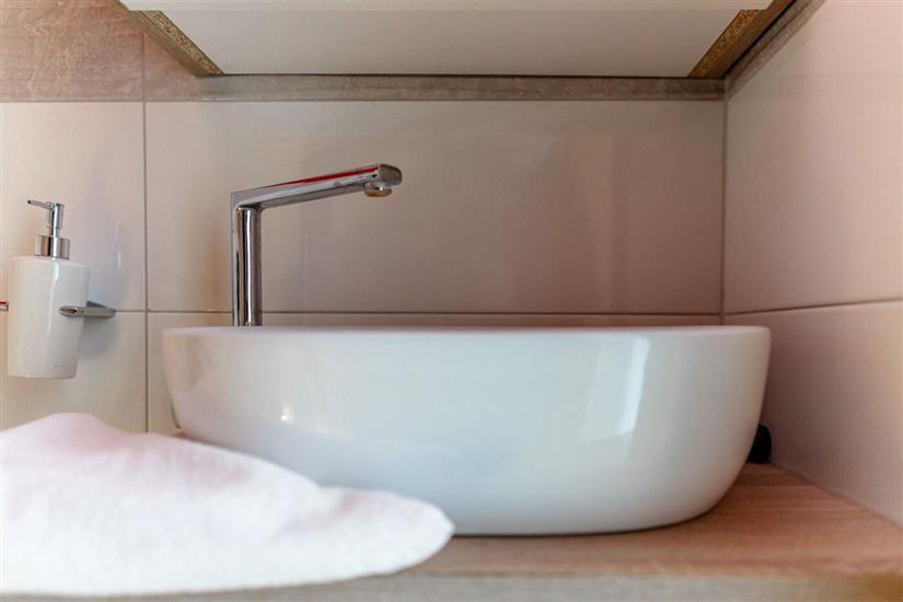 Apartment A5, for 5 persons