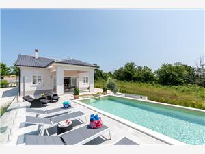 Villa Sienna Zminj, Méret 130,00 m2, Szállás medencével