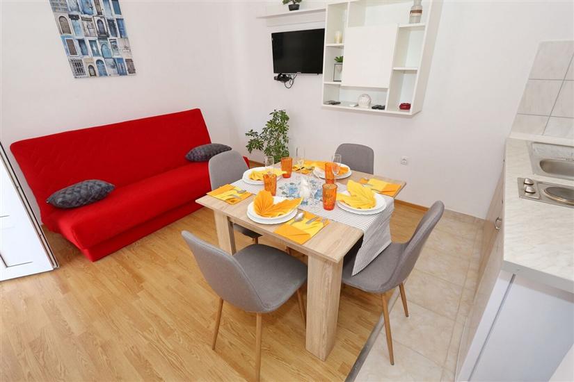 Apartment A2, for 3 persons