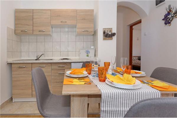 Apartment A2, for 3 persons
