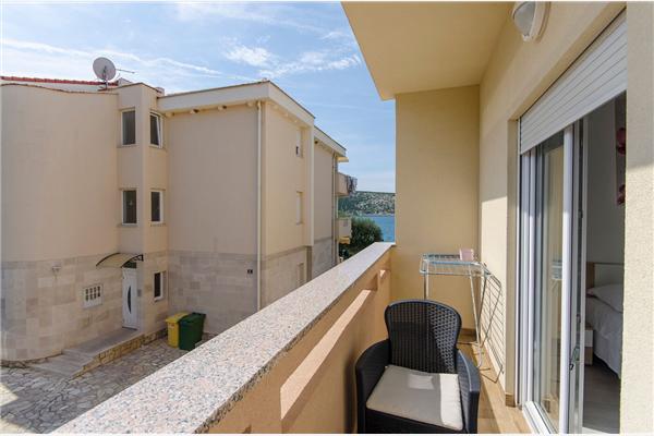 Apartment A2, for 3 persons