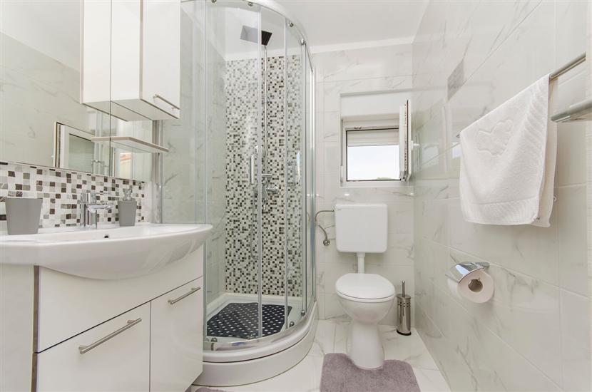 Apartment A4, for 4 persons