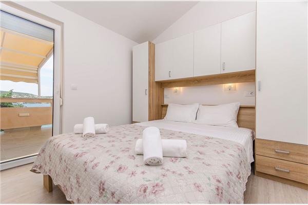 Apartment A5, for 5 persons