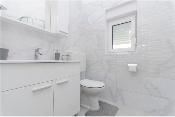 Apartment A5, for 5 persons