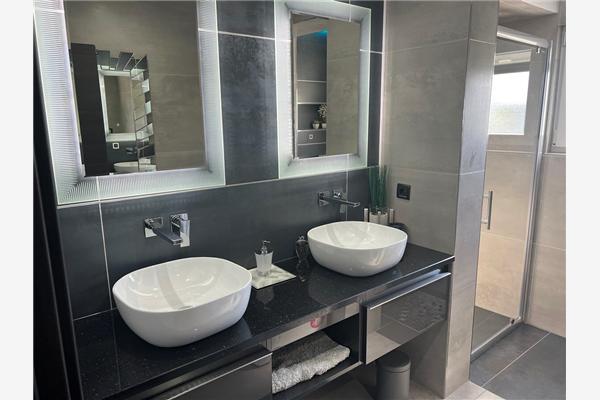 House K1, for 10 persons