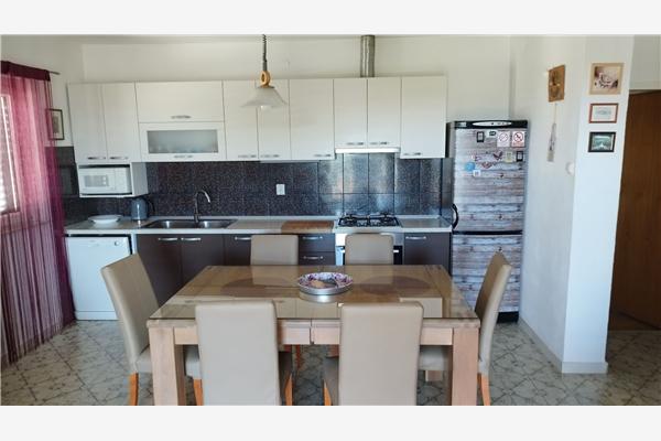 Apartment A1, for 6 persons