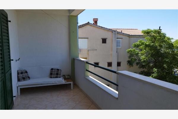 Apartment A1, for 6 persons