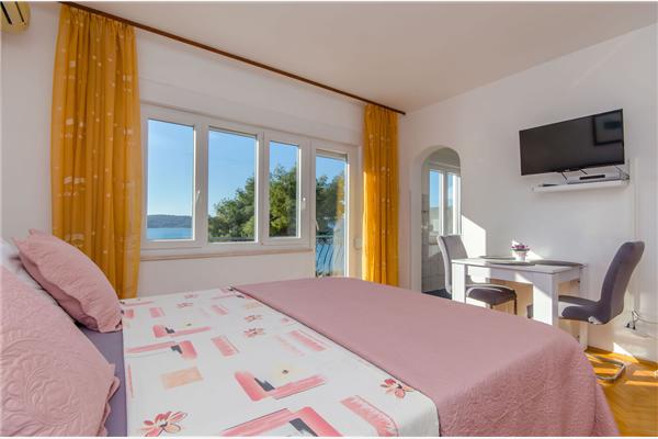 Apartment A3, for 3 persons