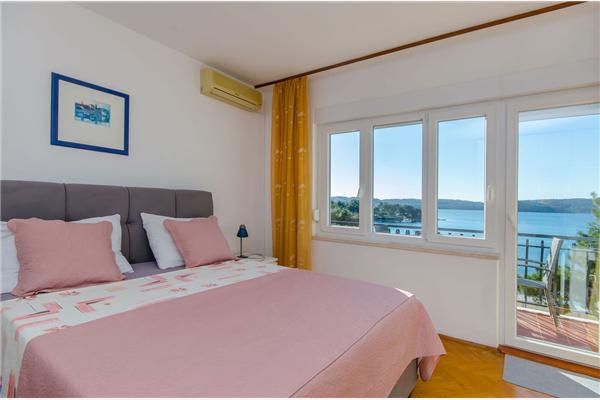 Apartment A3, for 3 persons