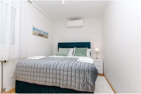 Apartment A1, for 6 persons