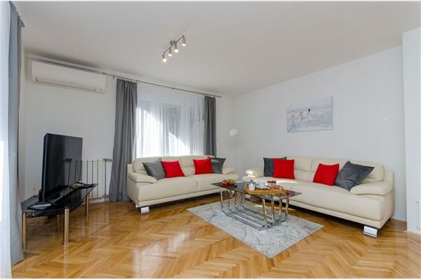 Apartment A1, for 6 persons