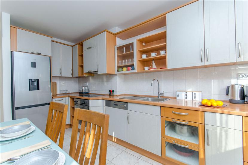 Apartment A1, for 6 persons