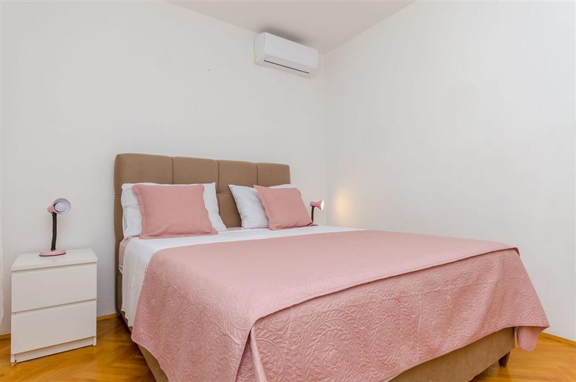 Apartment A4, for 4 persons