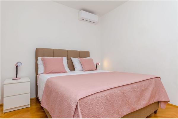 Apartment A4, for 4 persons