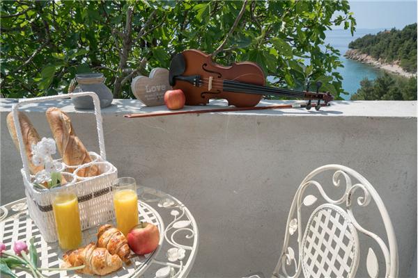 Apartment A1, for 6 persons